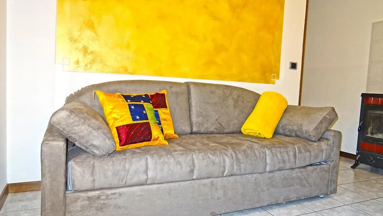 Casa Rosalia Cozy Holiday Apartment By Gardadomsumea Pieve